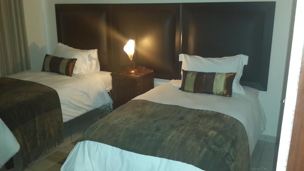 Noordheuwel Magaliqua Guest House חדר תמונה